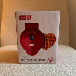 Dash Heart Mini Waffle Maker
